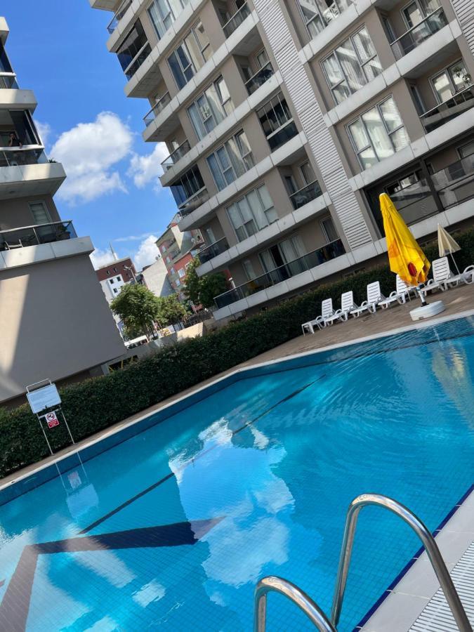 Vera * İstanbul